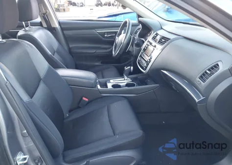 2018 Nissan Altima 2.5 Sr из США, поврежденный, VIN 1N4AL3AP9JC114853